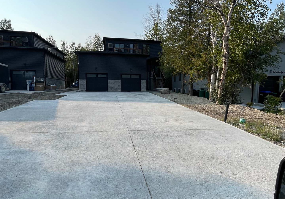 52-marilyn-avenue-s-wasaga-beach-ontario-s13054310