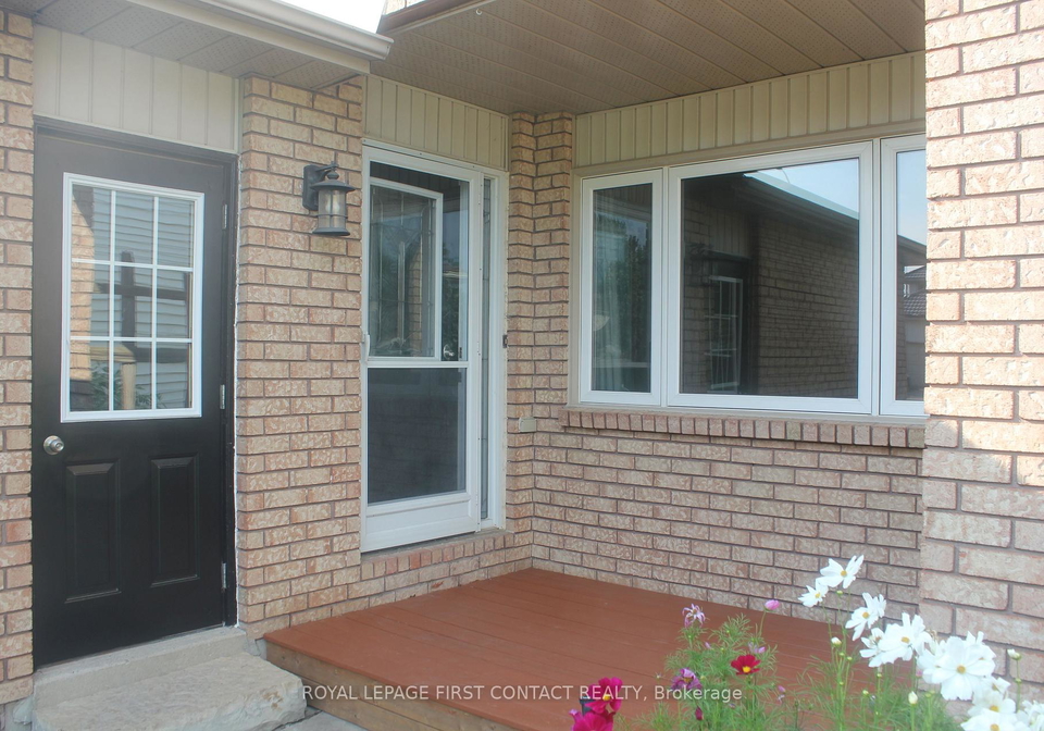 16-rosenfeld-drive-barrie-ontario-s13056874