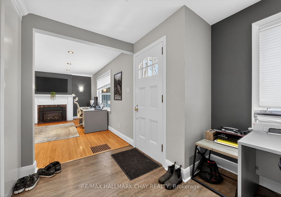 68-drury-lane-barrie-ontario-s13056936