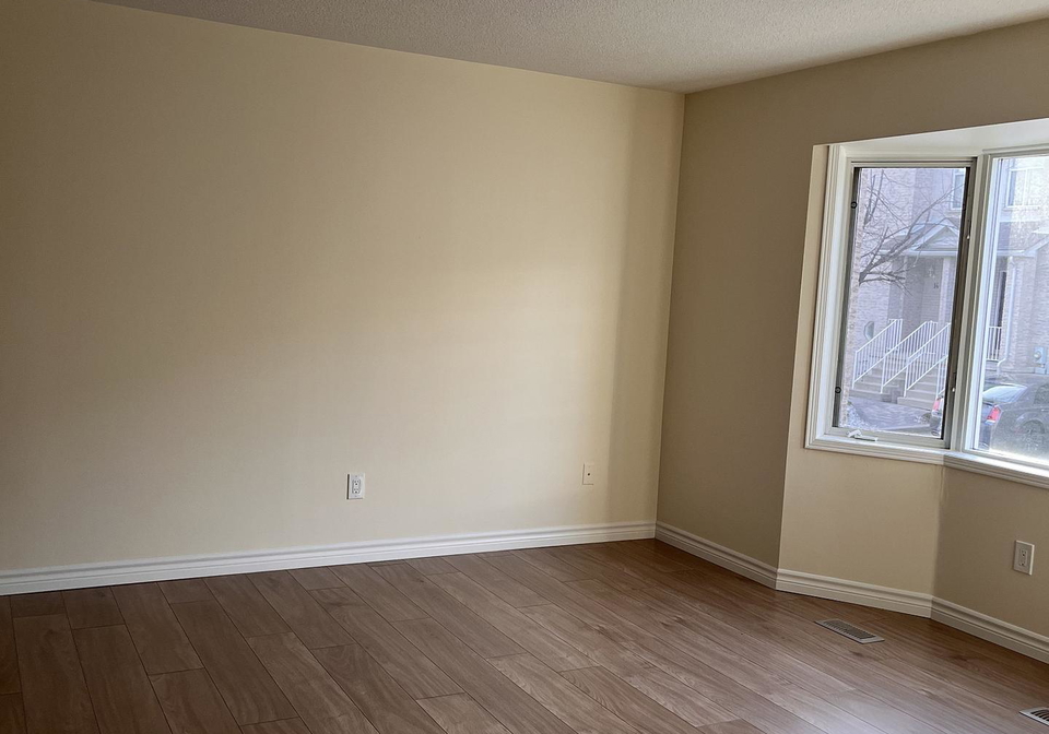 490-veterans-drive-barrie-ontario-s13057588