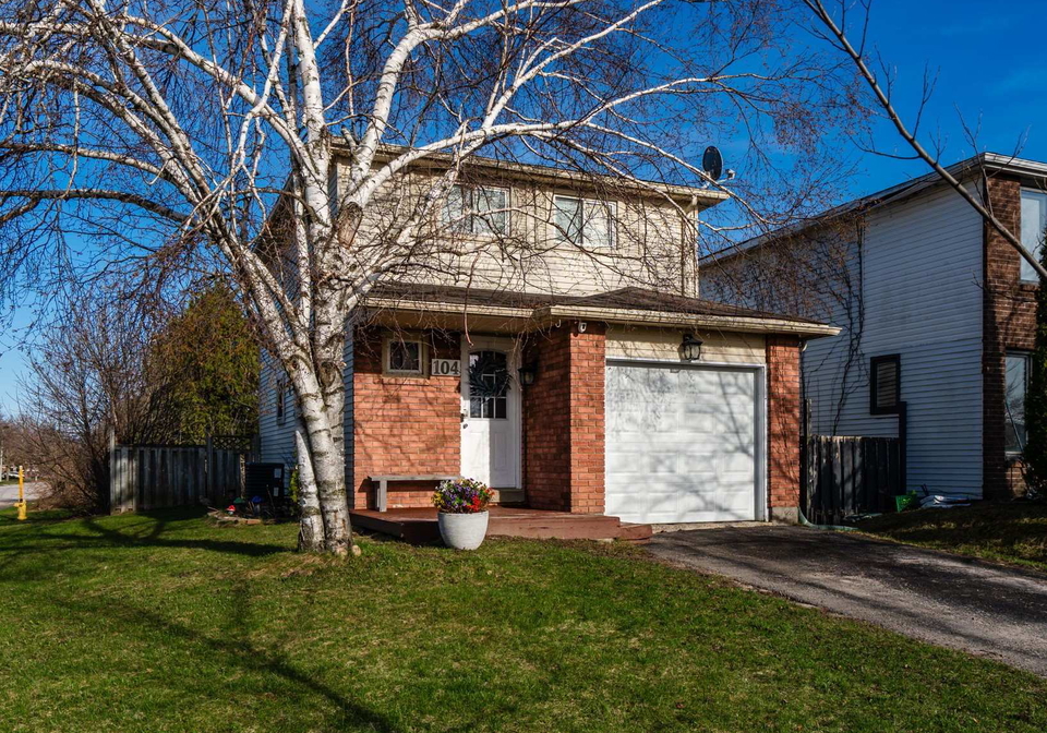 104-hickling-trail-barrie-ontario-s13057712