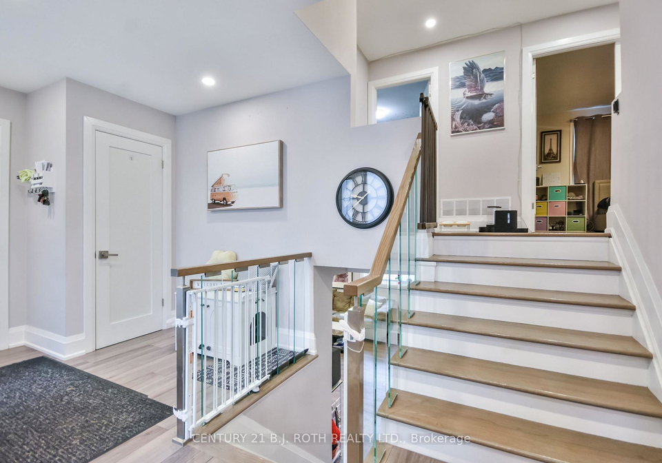 16-gloria-street-barrie-ontario-s13058146