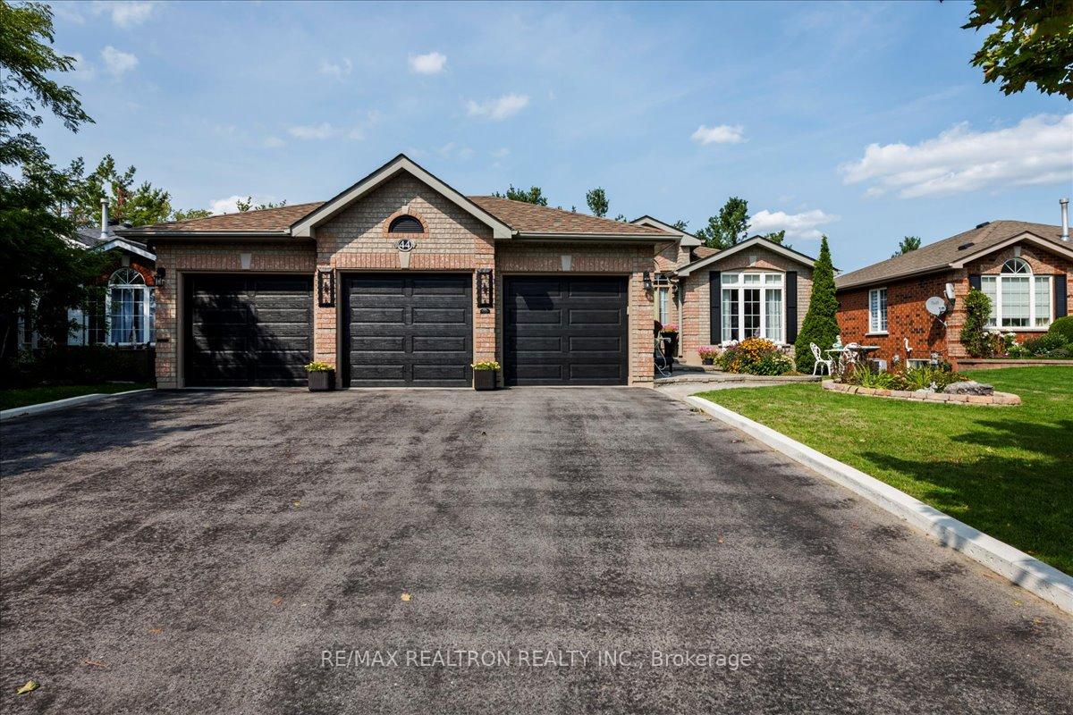 44-columbia-road-barrie-ontario-s13058998