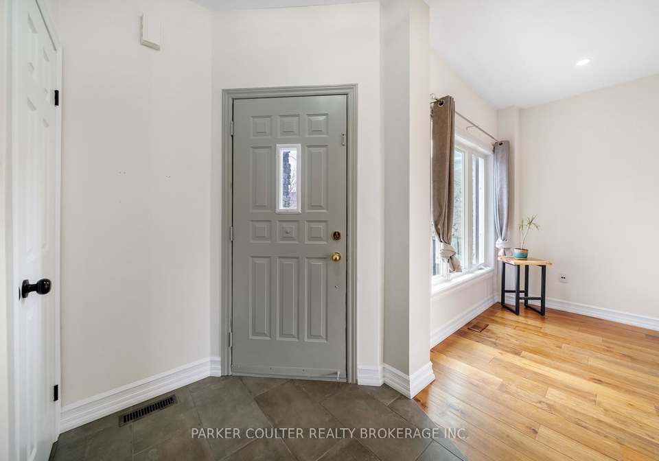 151-raymond-crescent-barrie-ontario-s13059078