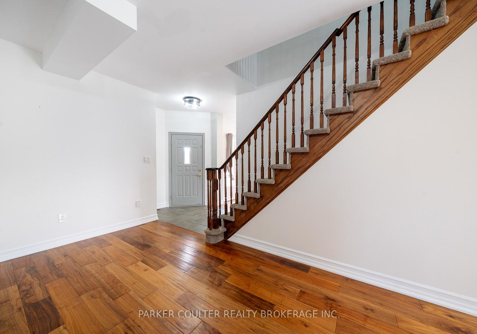 151-raymond-crescent-barrie-ontario-s13059078