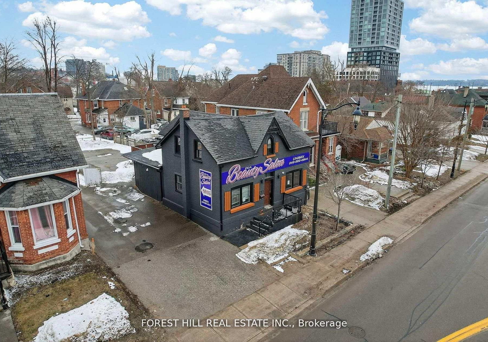 89-toronto-street-barrie-ontario-s13059884