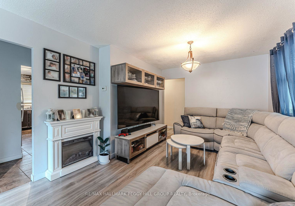 69a-fox-run-barrie-ontario-s13062970