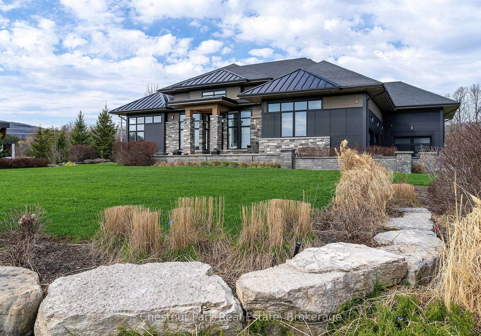 1-windrose-valley-boulevard-clearview-ontario-s13065468