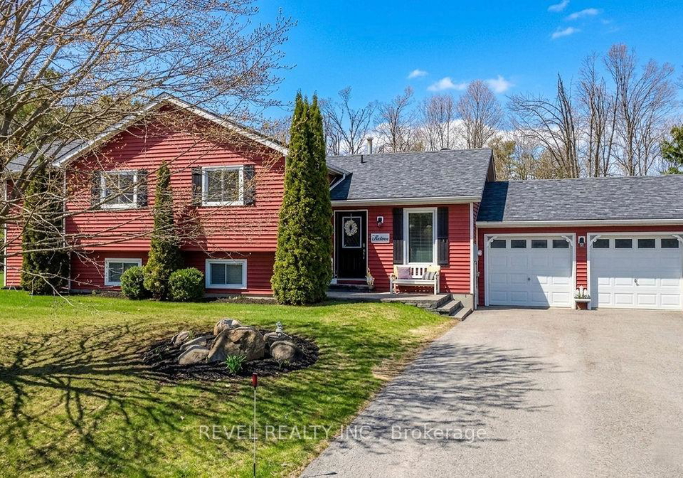 16-sumac-crescent-oro-medonte-ontario-s13065696