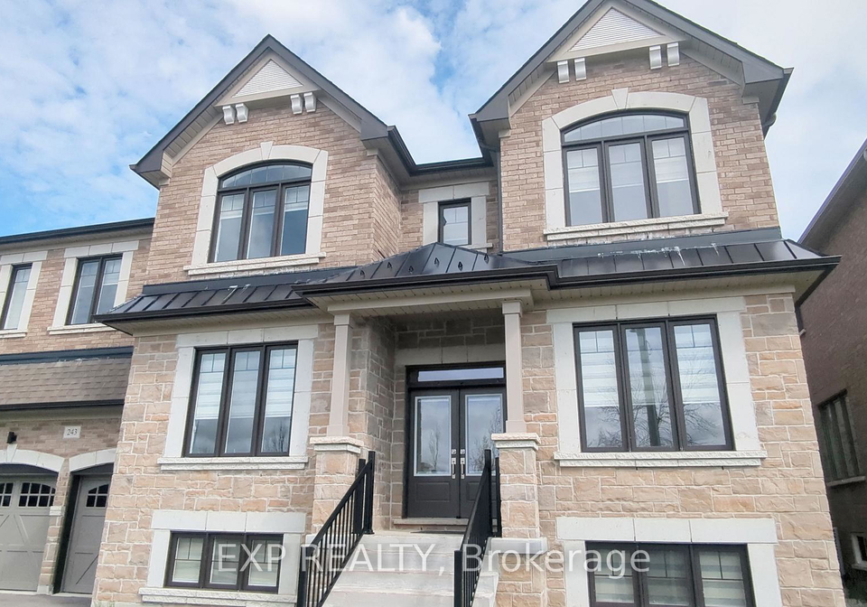 243-centre-street-clearview-ontario-s13065902