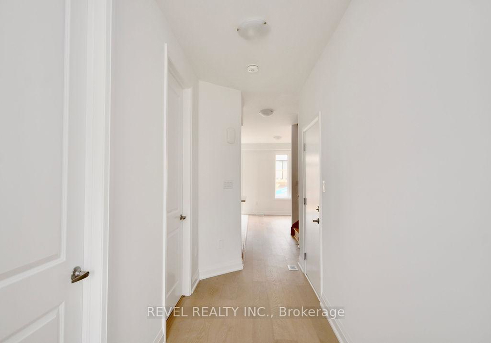 44-barnyard-trail-barrie-ontario-s13068434
