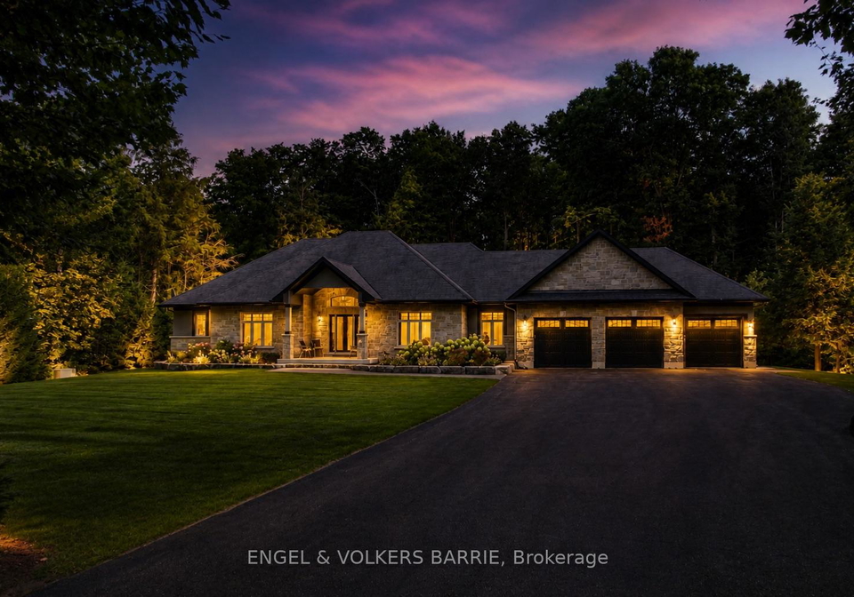 7-gallagher-crescent-springwater-ontario-s13069908