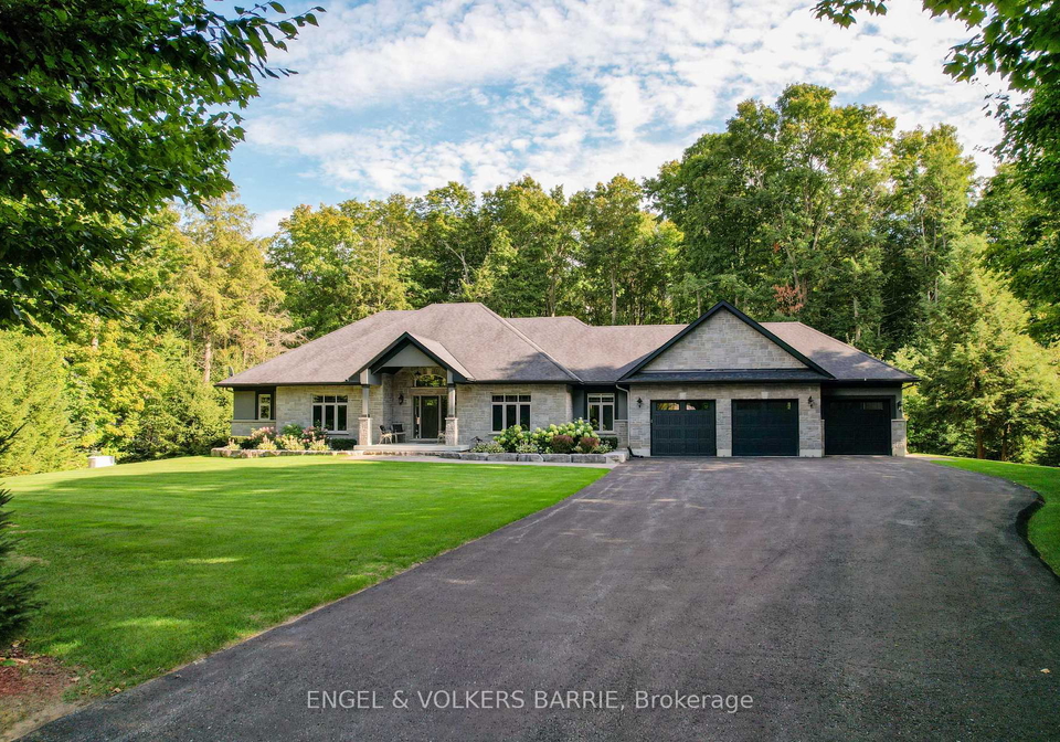 7-gallagher-crescent-springwater-ontario-s13069908