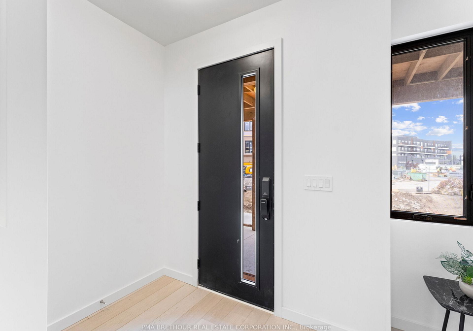 18-rainwater-lane-barrie-ontario-s13070836