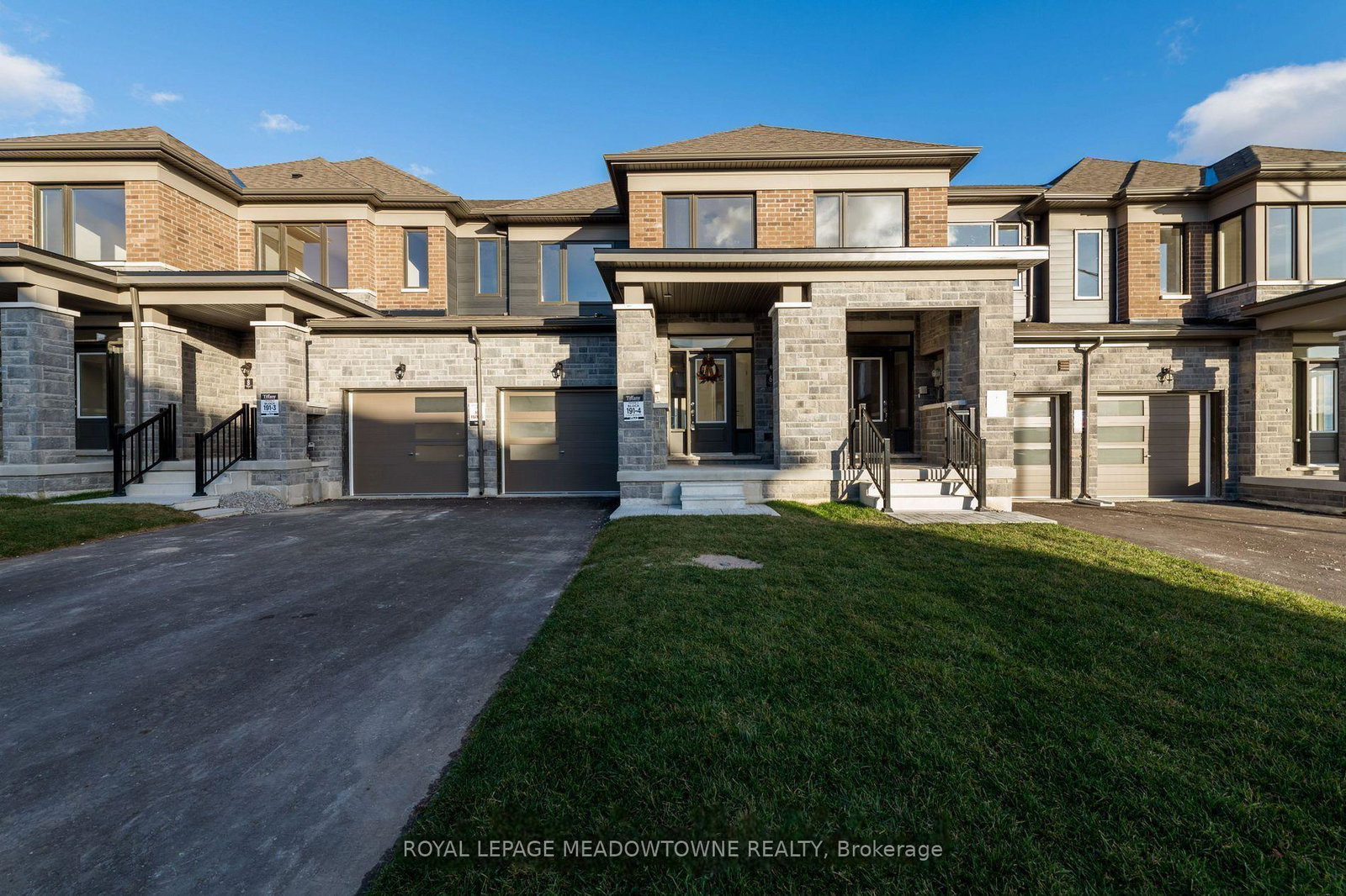 6-prudhoe-terrace-barrie-ontario-s13070894