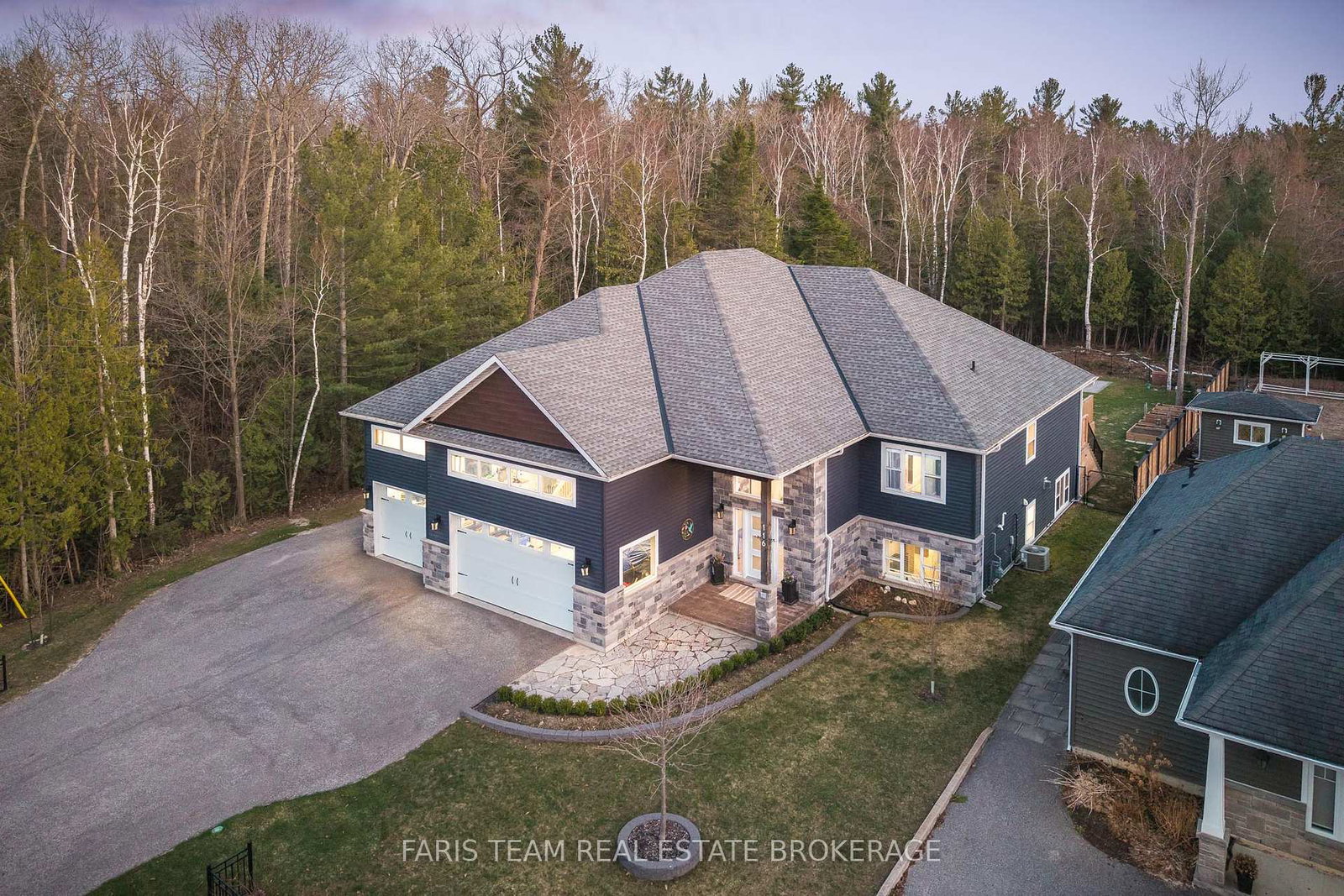 116-mamie-avenue-wasaga-beach-ontario-s13074536