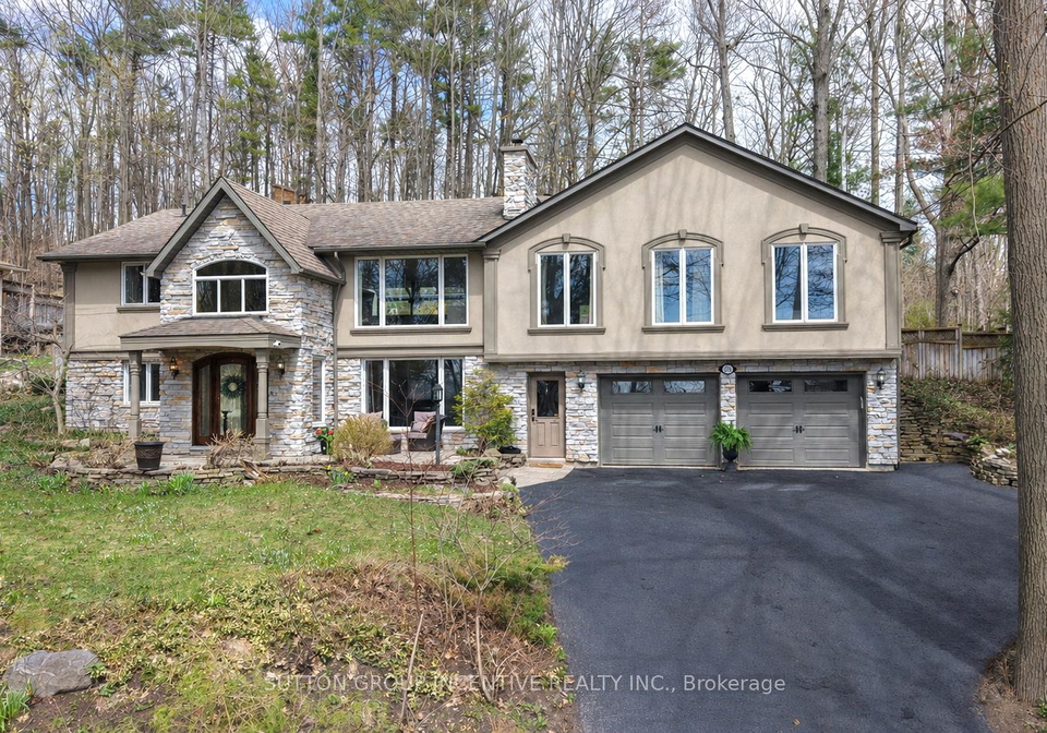 1363-st-vincent-street-springwater-ontario-s13074680