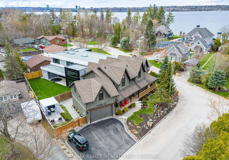 49-gray-lane-barrie-ontario-s13075626
