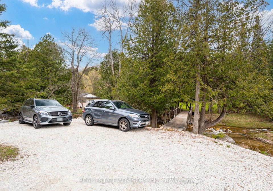 9387-county-road-9-clearview-ontario-s13075986