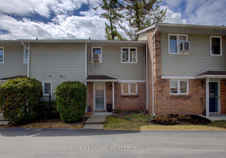 39-28th-street-s-wasaga-beach-ontario-s13076970