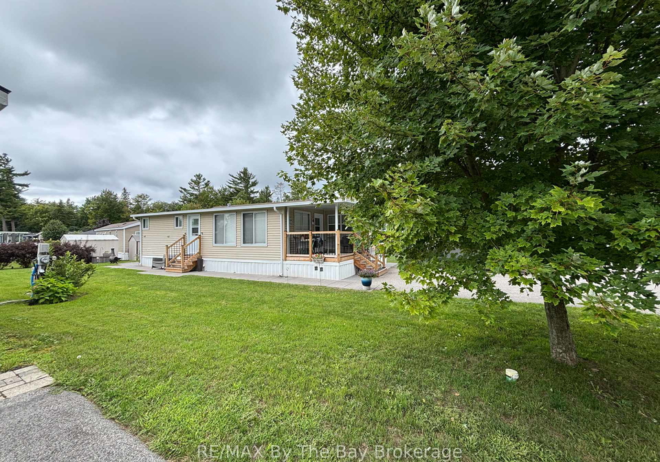 108-madawaska-trail-wasaga-beach-ontario-s13077726