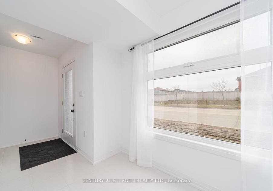 17-fairlane-avenue-barrie-ontario-s13080916