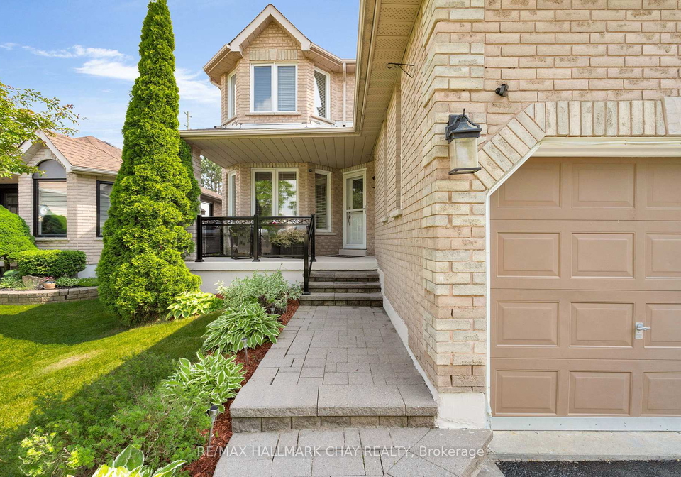 57-violet-street-barrie-ontario-s13082566