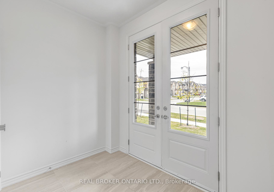 8-daisy-street-springwater-ontario-s13082818