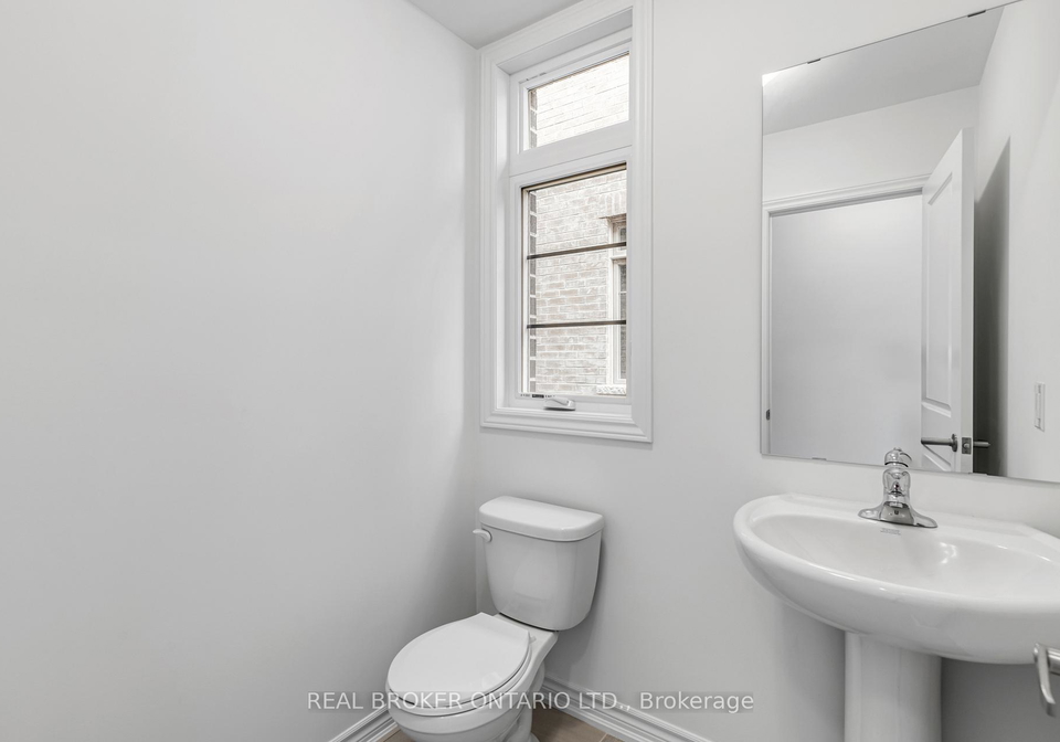 8-daisy-street-springwater-ontario-s13082818