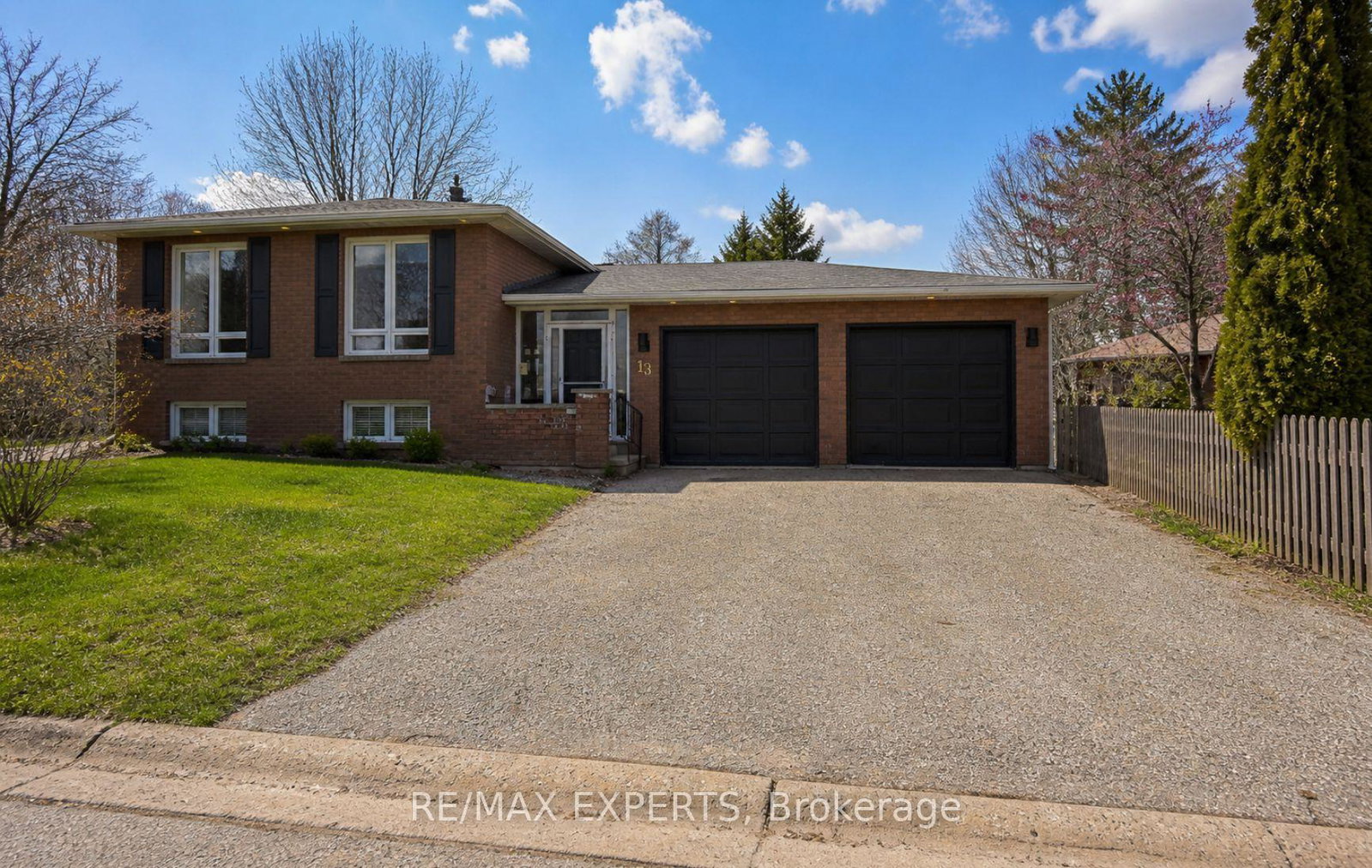 13-oriole-court-barrie-ontario-s13084798