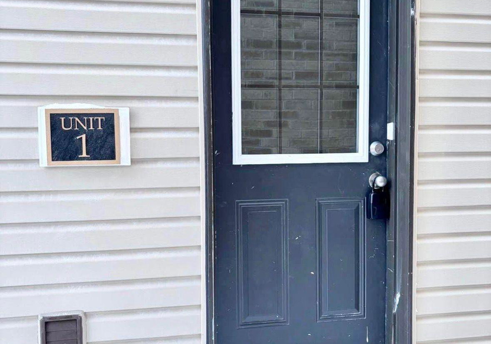 57-durham-avenue-barrie-ontario-s13084982