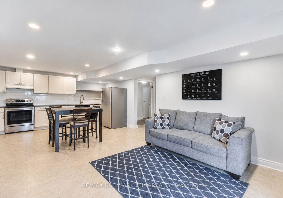 196-country-lane-barrie-ontario-s13085480