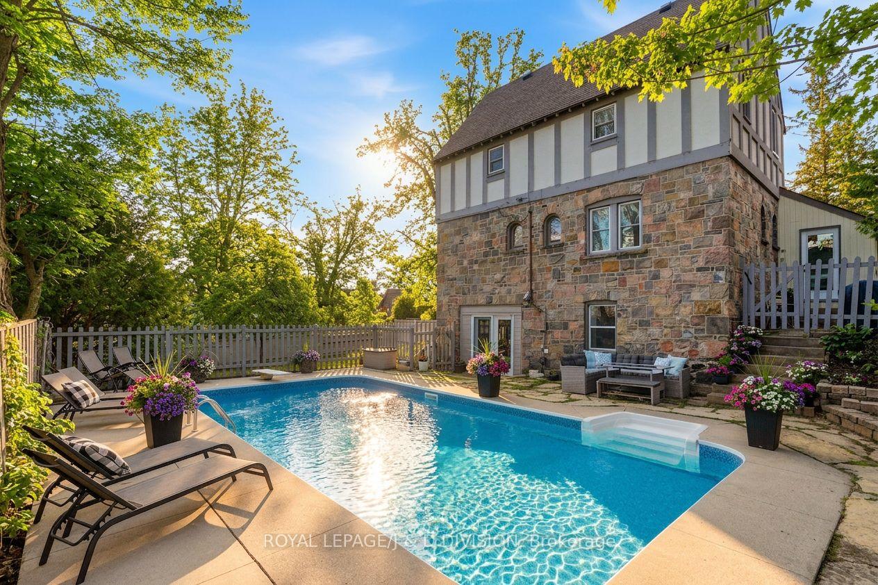 44-tecumseth-street-orillia-ontario-s13085952