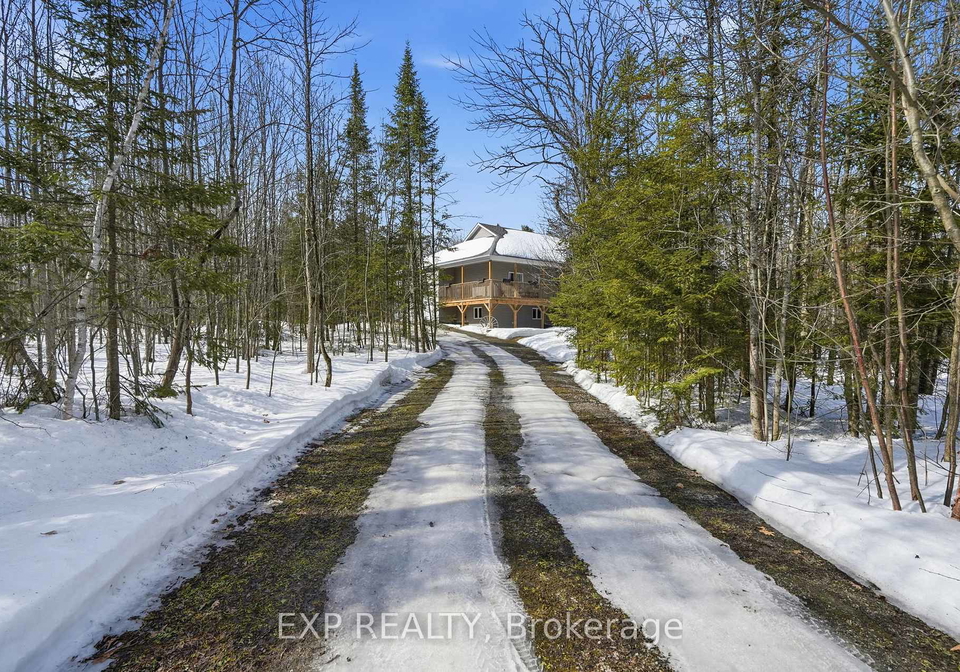 2516-irish-line-severn-ontario-s13086094