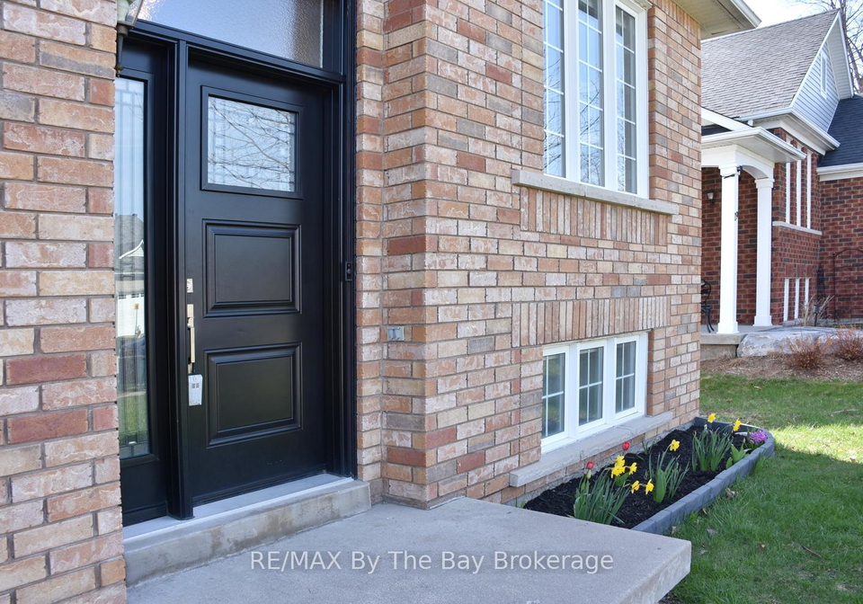 21-northwood-drive-wasaga-beach-ontario-s13088134