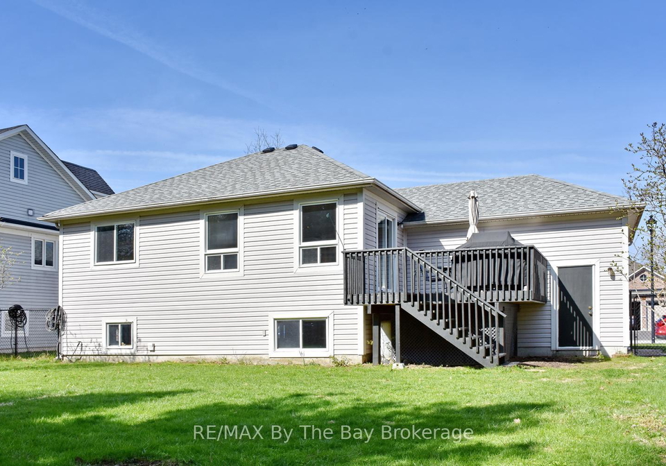 21-northwood-drive-wasaga-beach-ontario-s13088134