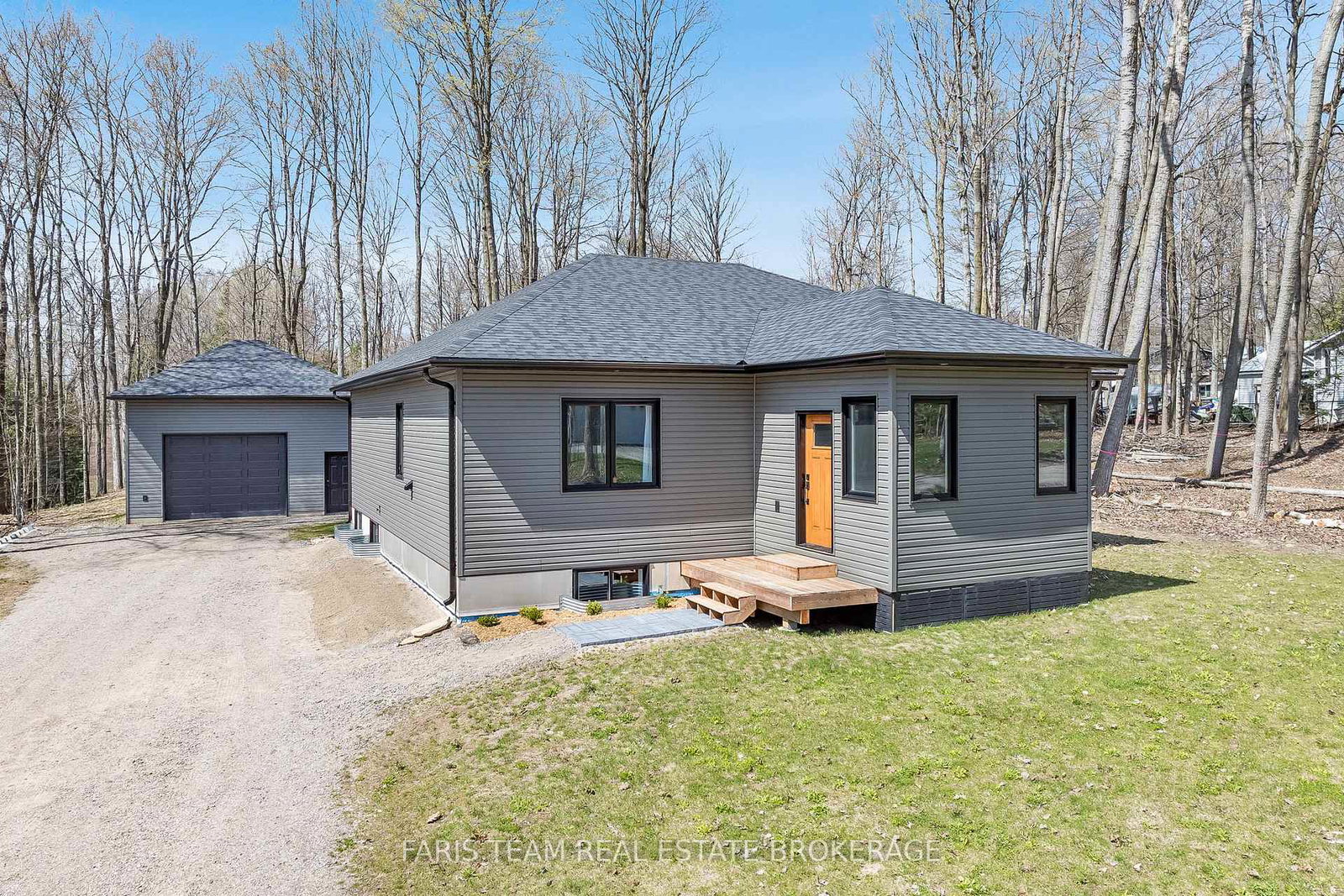 6-fairlawn-grove-tiny-ontario-s13088470