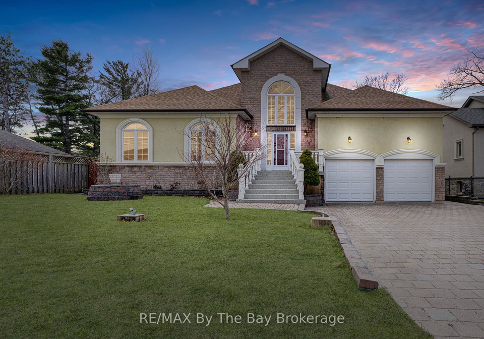 126-29th-street-w-wasaga-beach-ontario-s13089208