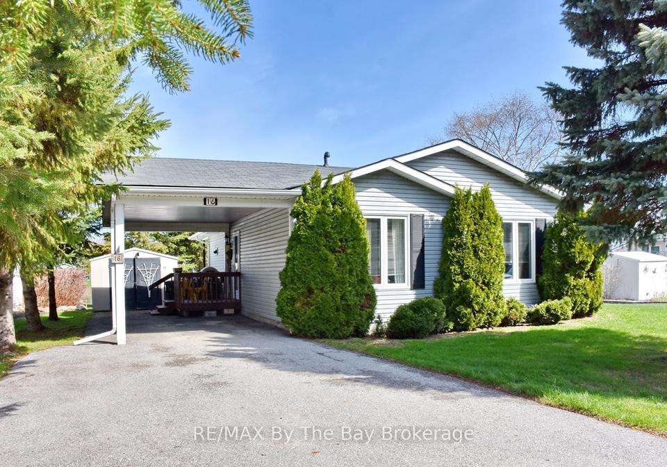 16-indiana-avenue-wasaga-beach-ontario-s13089434