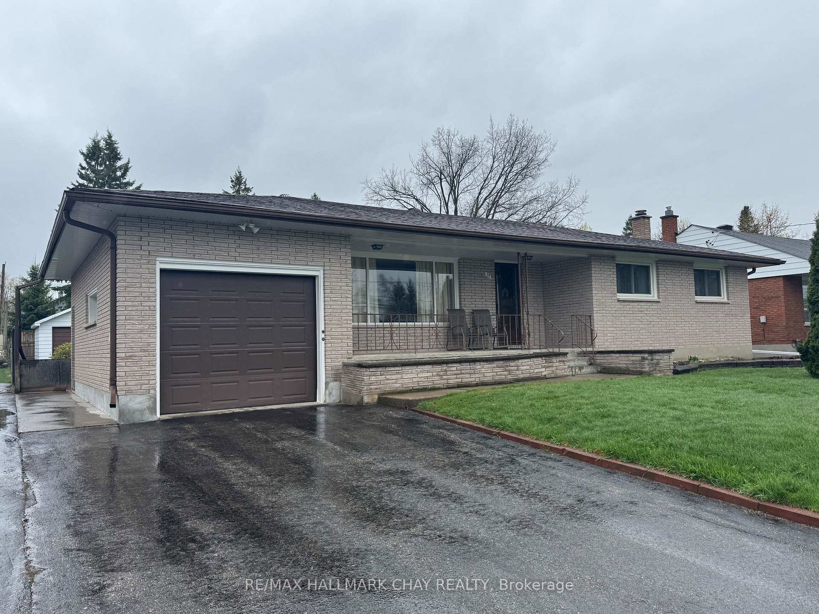 19-steel-street-barrie-ontario-s13089450