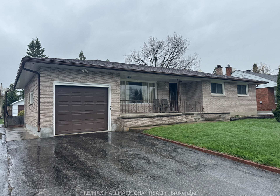19-steel-street-barrie-ontario-s13089450