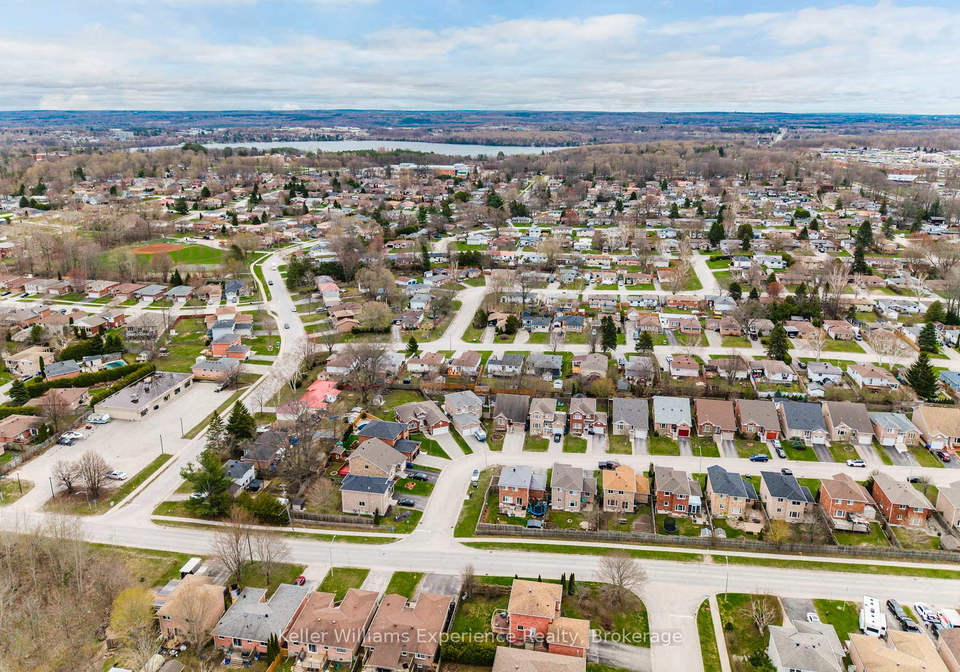 1005-whitney-crescent-midland-ontario-s13089850