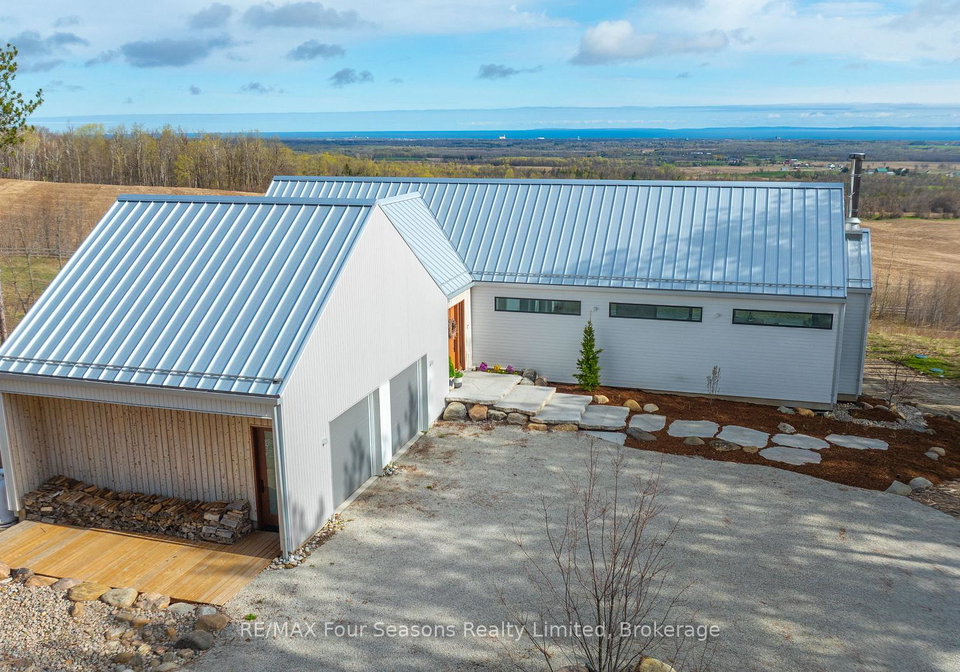 58-sydenham-trail-w-clearview-ontario-s13090320