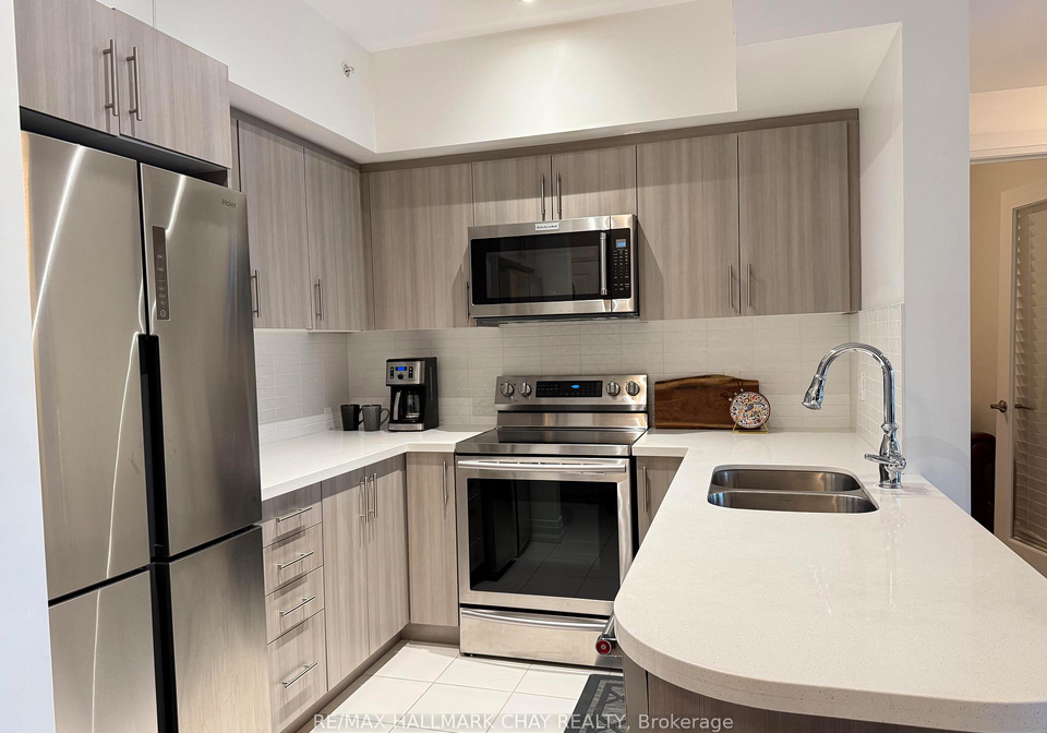 302-essa-road-barrie-ontario-s13091484