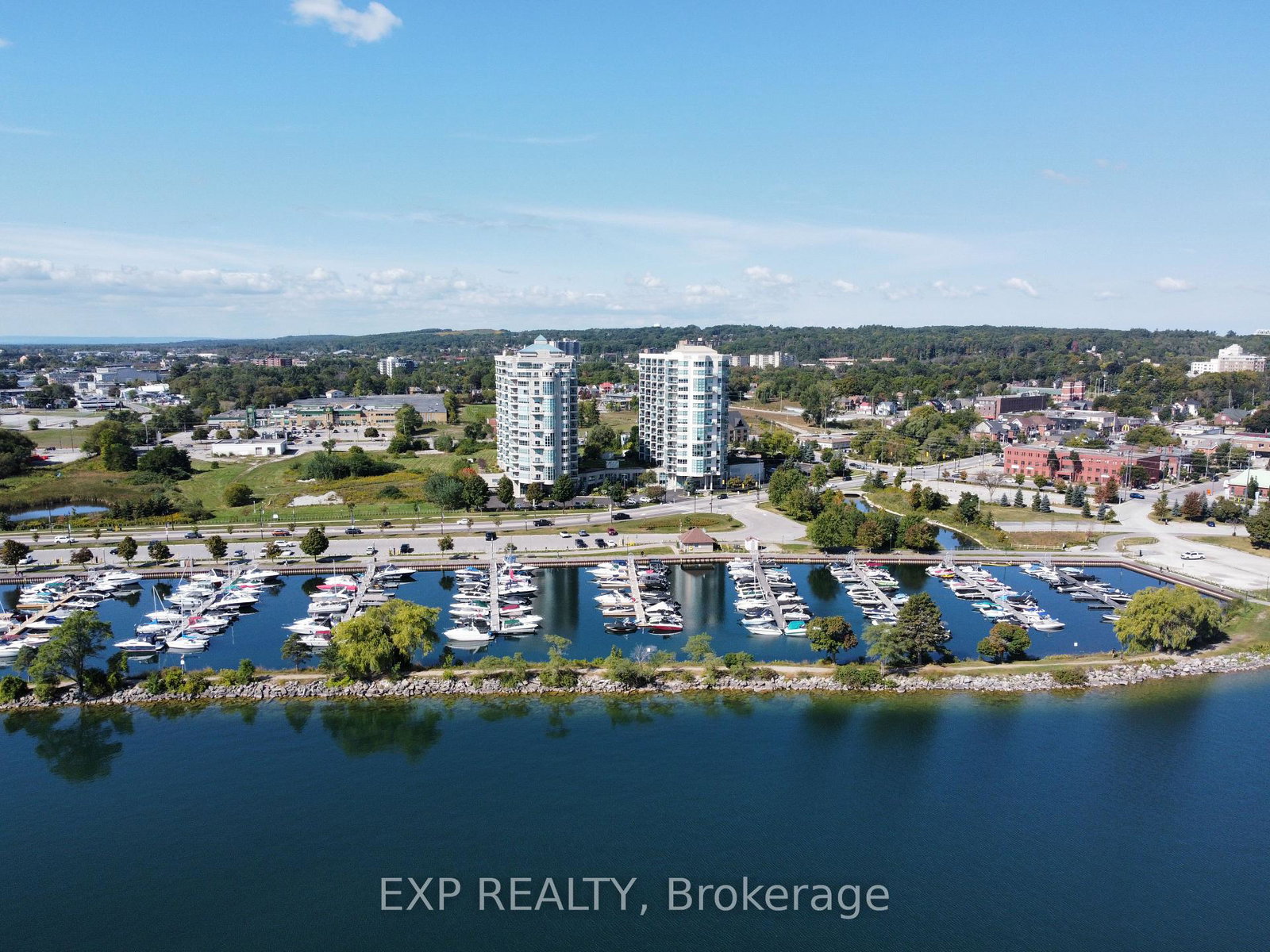 6-toronto-street-barrie-ontario-s13093190