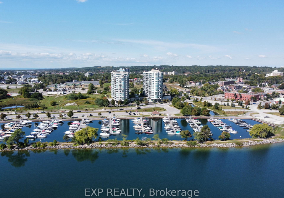 6-toronto-street-barrie-ontario-s13093190