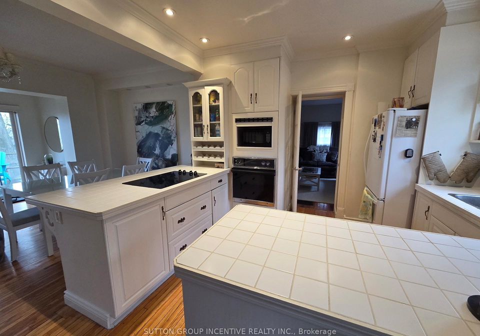 203-blake-street-barrie-ontario-s13093518
