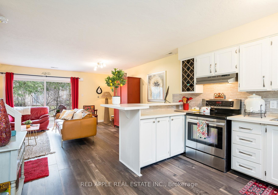 135-escarpment-crescent-collingwood-ontario-s13093828