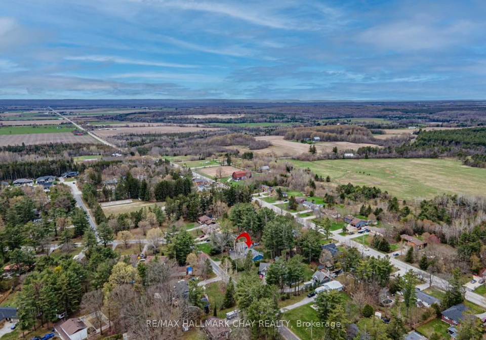 18-lawrence-avenue-springwater-ontario-s13094182
