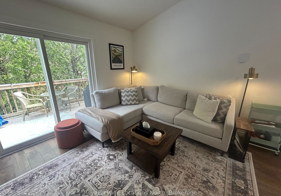 56oxbow-crescent-collingwood-ontario-s13094340